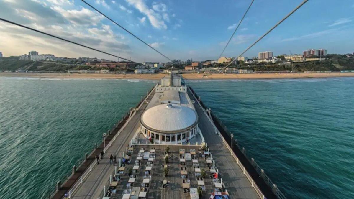 Flat-C, 4 Adults, 20 Mins To Beach, Netflix, Wifi, Sleeps 4 Adults Bournemouth Dış mekan fotoğraf